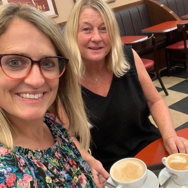 Emma and Liz at a café